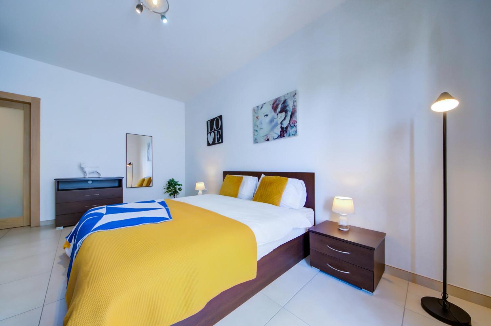 Saint Julian's Prime Location, Modern Apartment In St Julian'S, Paceville, Apt 8 By Vaganza מראה חיצוני תמונה