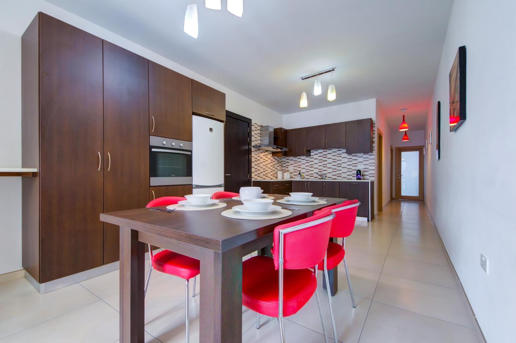 Saint Julian's Prime Location, Modern Apartment In St Julian'S, Paceville, Apt 8 By Vaganza מראה חיצוני תמונה